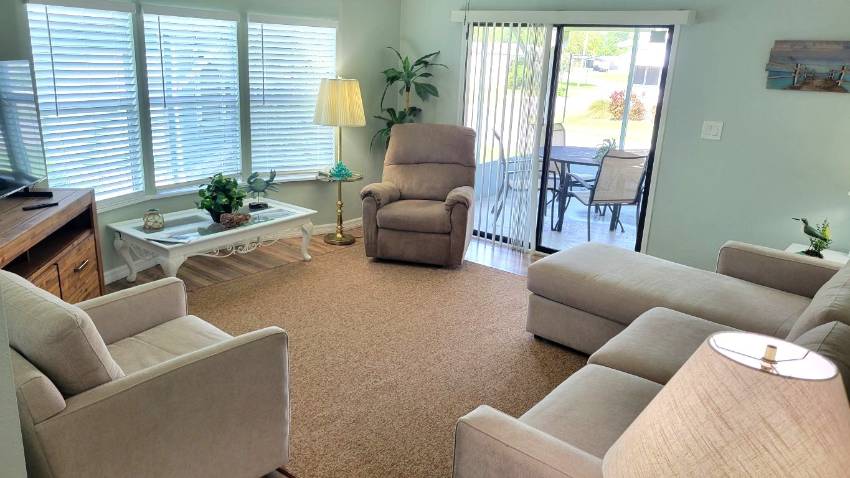 3390 Tower Overlook Drive a Lake Wales, FL Mobile or Manufactured Home for Sale